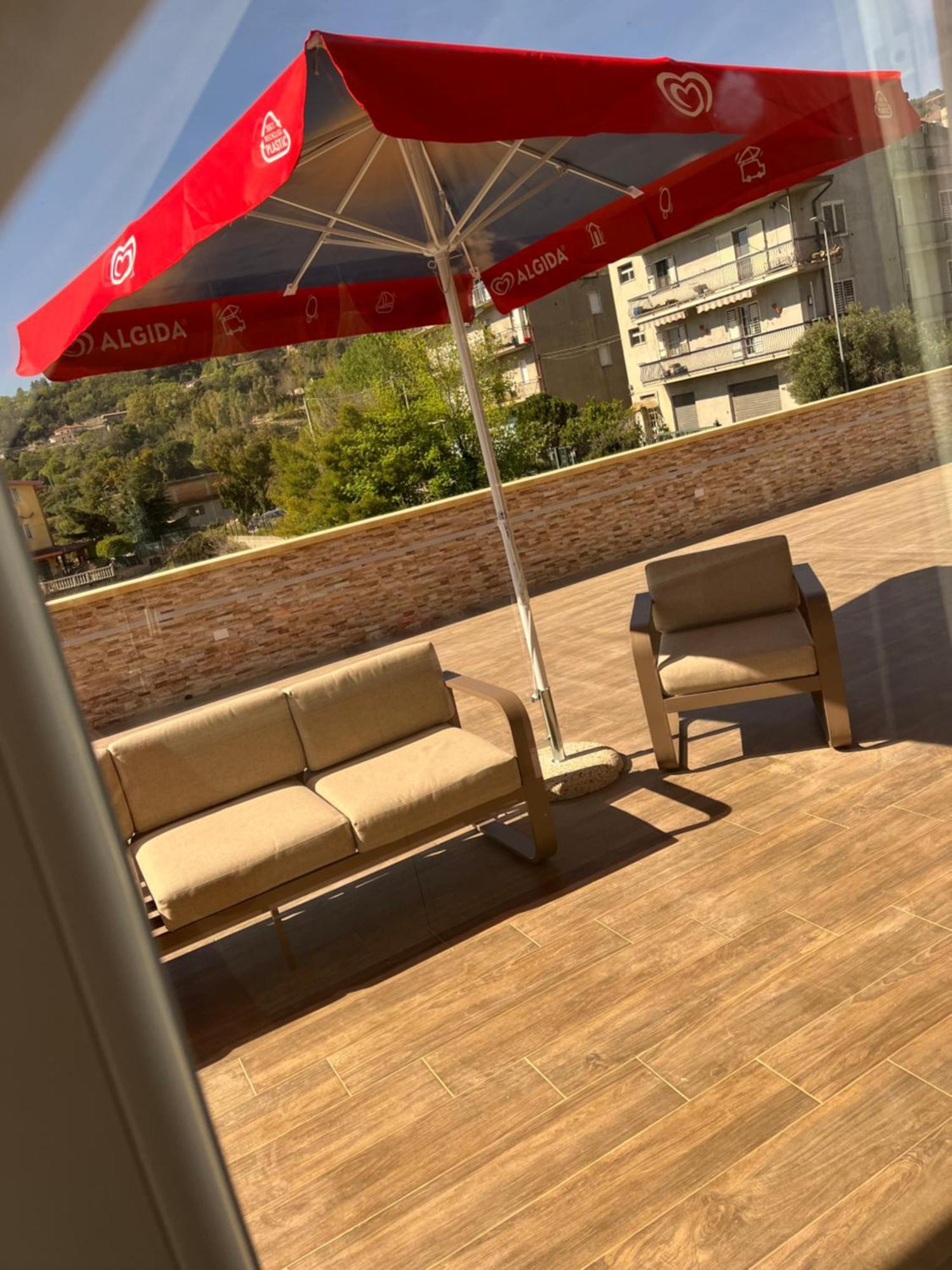 B&B La Terrazza Polifrone Cotronei ภายนอก รูปภาพ