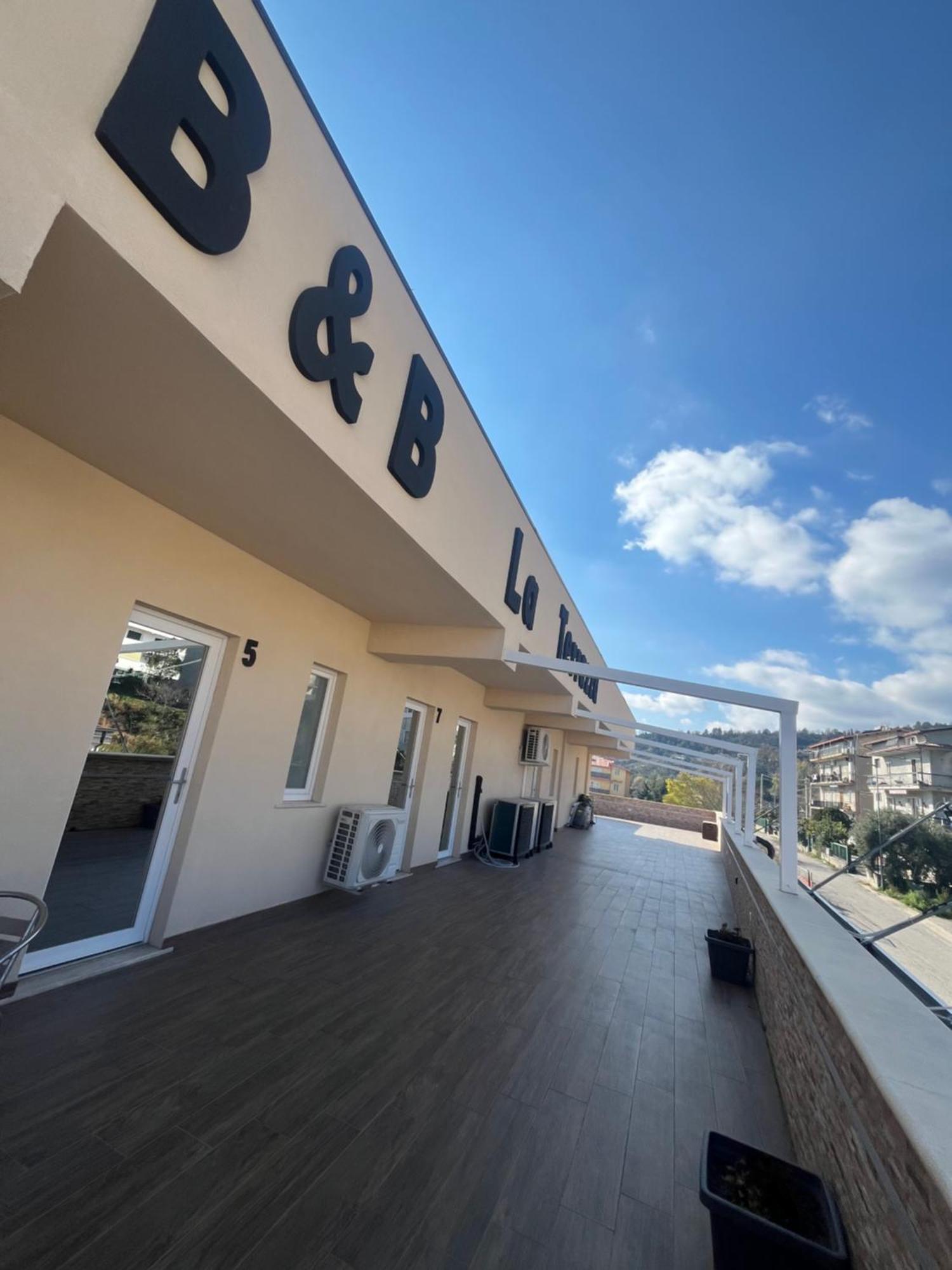 B&B La Terrazza Polifrone Cotronei ภายนอก รูปภาพ
