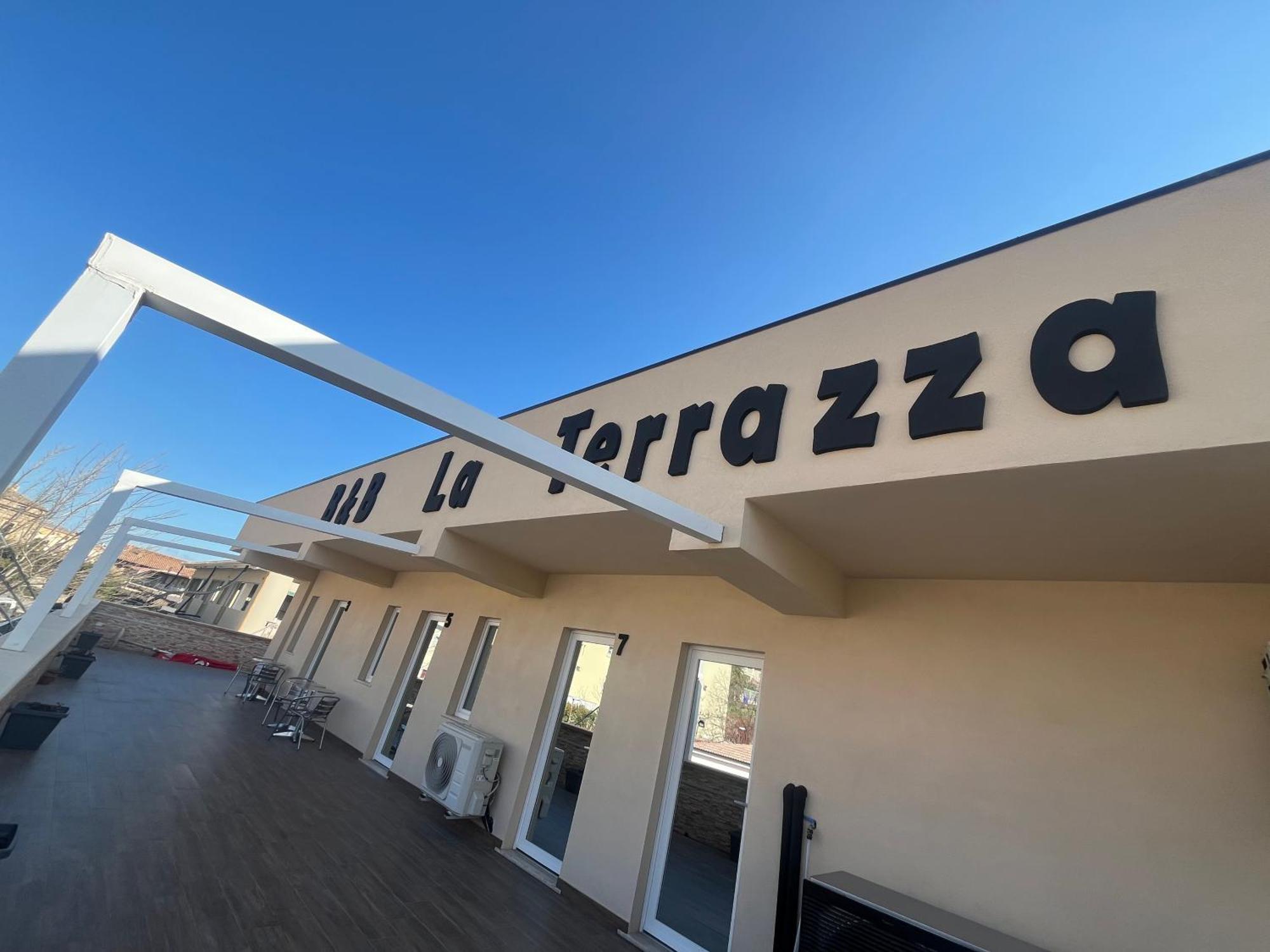 B&B La Terrazza Polifrone Cotronei ภายนอก รูปภาพ