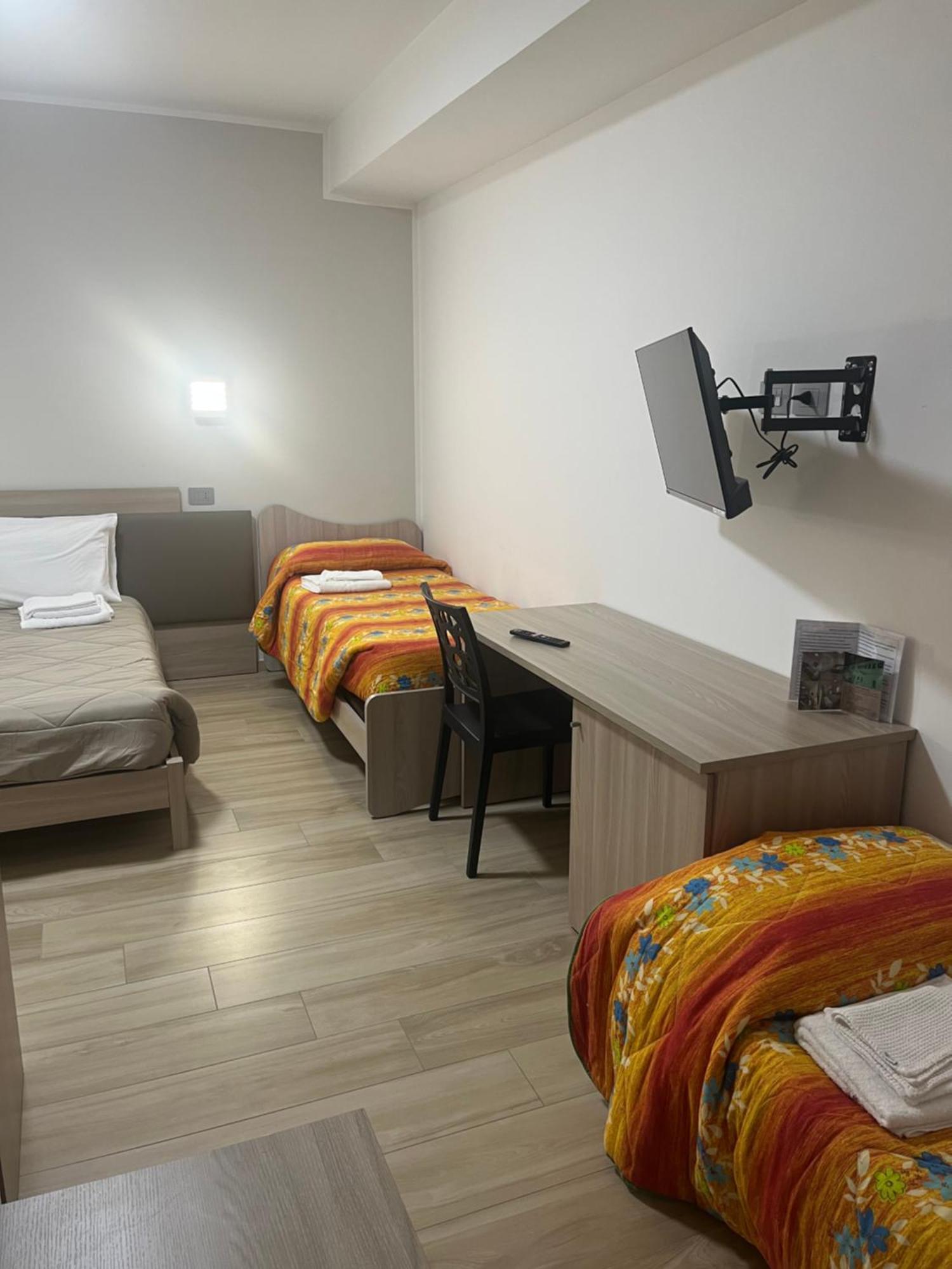 B&B La Terrazza Polifrone Cotronei ภายนอก รูปภาพ