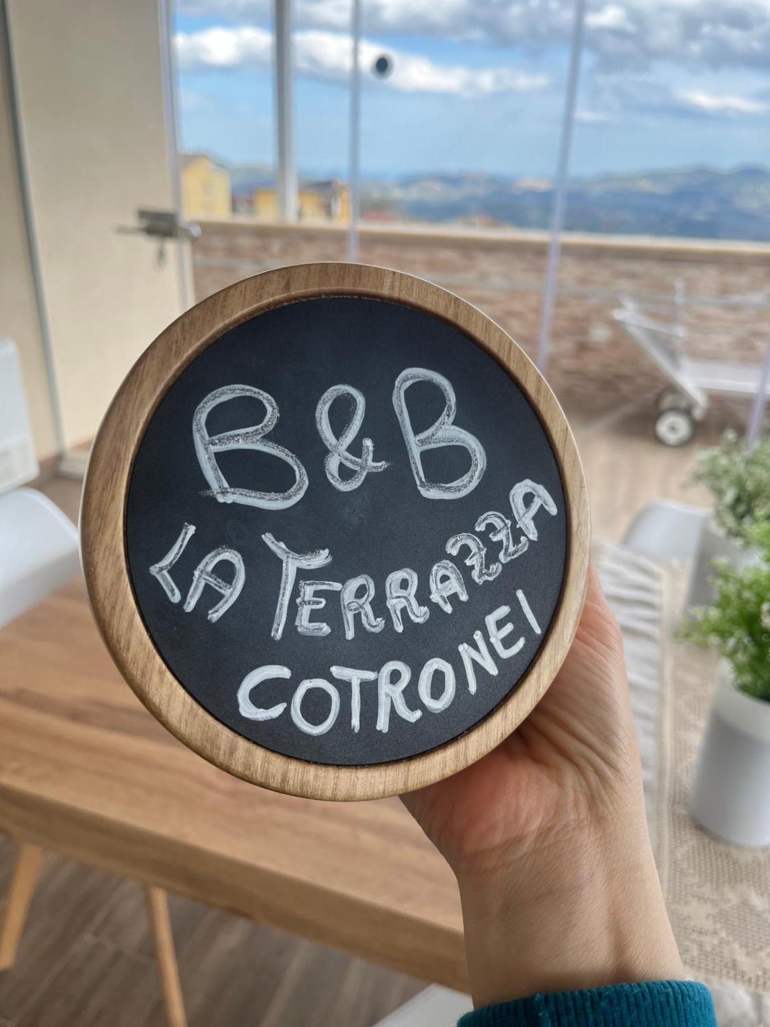 B&B La Terrazza Polifrone Cotronei ภายนอก รูปภาพ